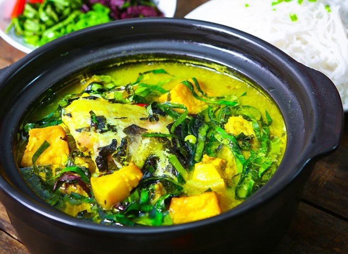 Cá chình biển om chuối đậu